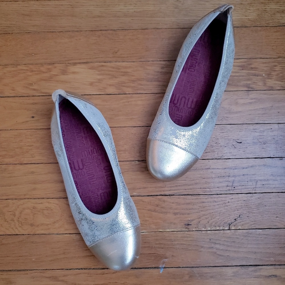 Munro Ballet Flats